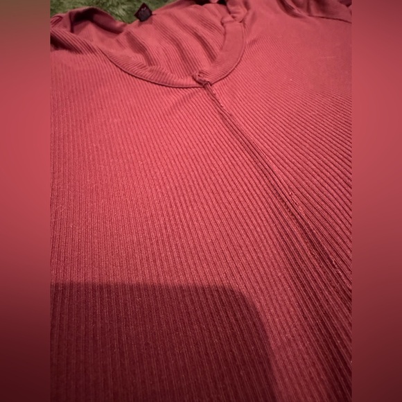 Skims Soft Lounge Split Neck Long Sleeve Top - Picture 4 of 5